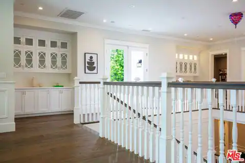 17524 Jayden Ln, Los Angeles, CA 91316 — photo 37