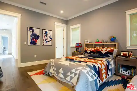 17524 Jayden Ln, Los Angeles, CA 91316 — photo 39