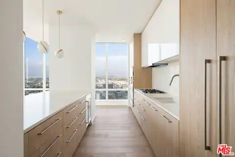 1000 W 8th St #5902, Los Angeles, CA 90017 — photo 10