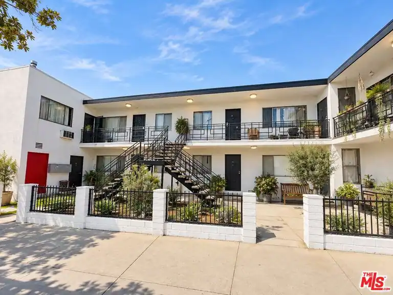 6613 Irvine Ave, Los Angeles, CA 91606