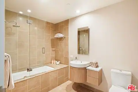 6250 Hollywood Blvd #8M, Los Angeles, CA 90028 — photo 29