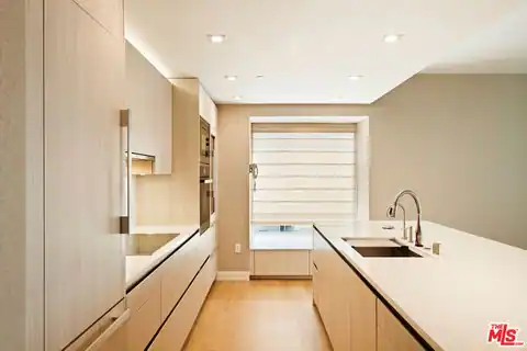 6250 Hollywood Blvd #8M, Los Angeles, CA 90028 — photo 8