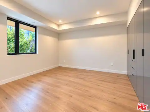 1017 N Croft Ave #105, Los Angeles, CA 90069 — photo 10
