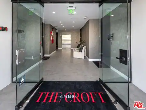 1017 N Croft Ave #105, Los Angeles, CA 90069 — photo 3