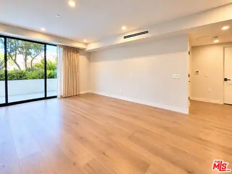 1017 N Croft Ave #105, Los Angeles, CA 90069 — photo 7