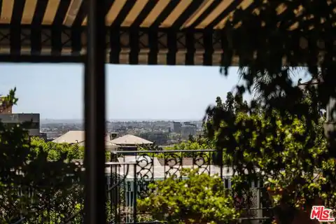1219 Sunset Plaza Dr #3, West Hollywood, CA 90069 — photo 3
