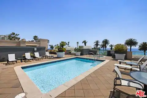 951 Ocean Ave #102, Santa Monica, CA 90403 — photo 25