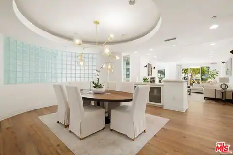 951 Ocean Ave #102, Santa Monica, CA 90403 — photo 5