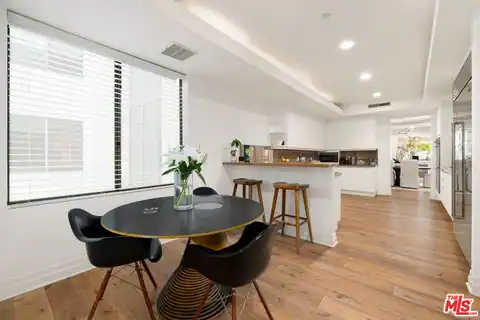 951 Ocean Ave #102, Santa Monica, CA 90403 — photo 6