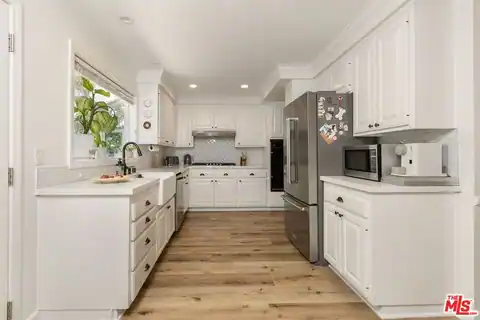 222 Dickenson Ave, Newbury Park, CA 91320 — photo 6