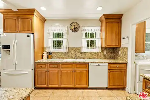 8340 W 4th St, Los Angeles, CA 90048 — photo 13