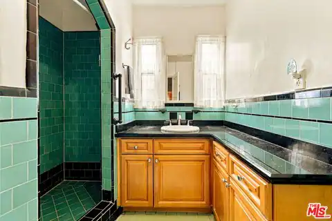 8340 W 4th St, Los Angeles, CA 90048 — photo 27