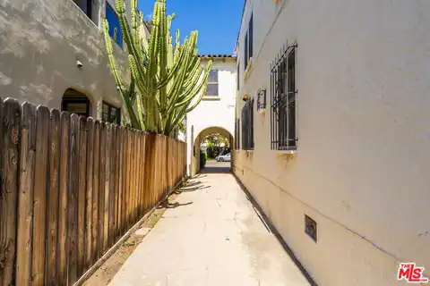 8340 W 4th St, Los Angeles, CA 90048 — photo 38