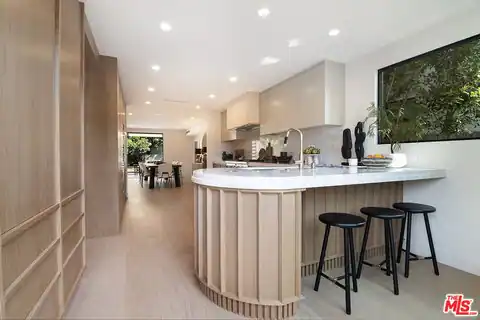 10639 Cushdon Ave, Los Angeles, CA 90064 — photo 21