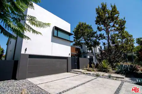 10639 Cushdon Ave, Los Angeles, CA 90064 — photo 3