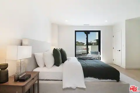 10639 Cushdon Ave, Los Angeles, CA 90064 — photo 38