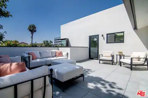 10639 Cushdon Ave, Los Angeles, CA 90064 — photo 39