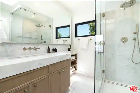 10639 Cushdon Ave, Los Angeles, CA 90064 — photo 42