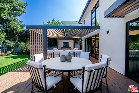 10639 Cushdon Ave, Los Angeles, CA 90064 — photo 59