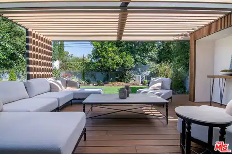 10639 Cushdon Ave, Los Angeles, CA 90064 — photo 62