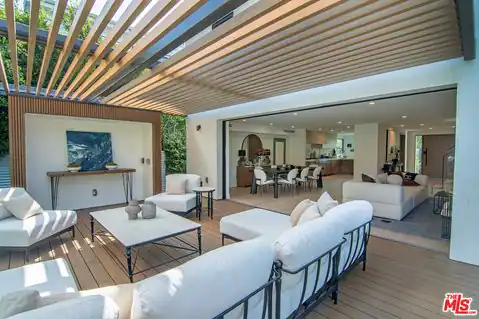 10639 Cushdon Ave, Los Angeles, CA 90064 — photo 69