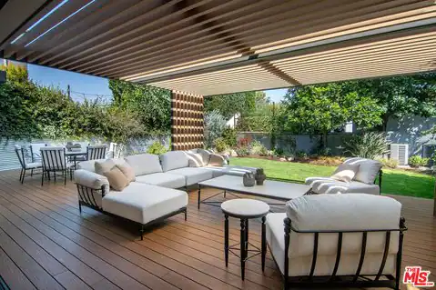 10639 Cushdon Ave, Los Angeles, CA 90064 — photo 70