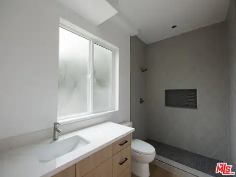11223 Tiara St, North Hollywood, CA 91601 — photo 40