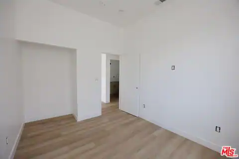 11223 Tiara St, North Hollywood, CA 91601 — photo 48