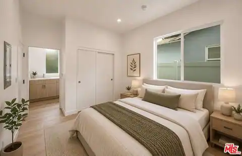 11223 Tiara St, North Hollywood, CA 91601 — photo 35