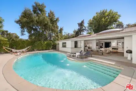 16957 Mooncrest Dr, Encino, CA 91436 — photo 25