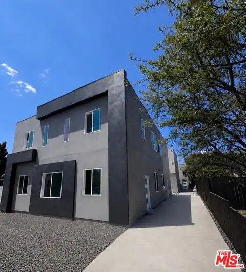 11223 Tiara St #1/2, North Hollywood, CA 91601 — photo 2