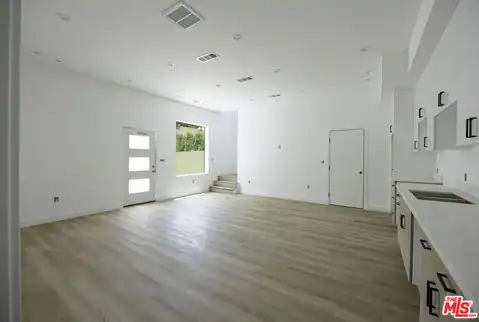 11225 Tiara St #1/2, North Hollywood, CA 91601 — photo 23