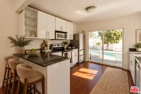 2060 High Tower Dr, Los Angeles, CA 90068 — photo 30