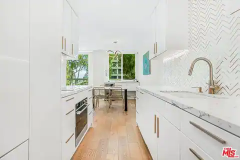 10751 Wilshire Blvd #801, Los Angeles, CA 90024 — photo 4