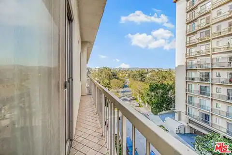 10751 Wilshire Blvd #801, Los Angeles, CA 90024 — photo 7