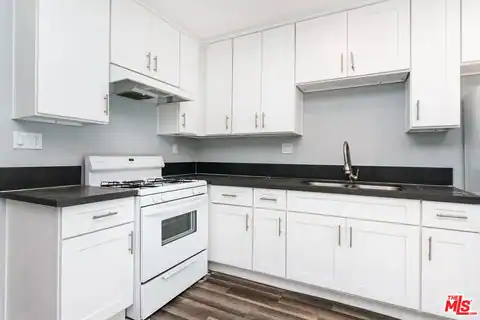 4020 Stevely Ave, Los Angeles, CA 90008 — photo 5