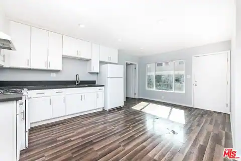 4020 Stevely Ave, Los Angeles, CA 90008 — photo 6