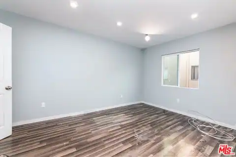 4020 Stevely Ave, Los Angeles, CA 90008 — photo 9