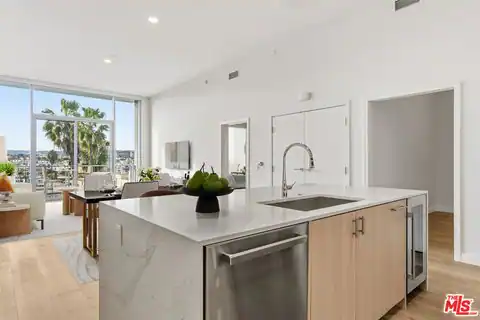 8500 Burton Way #606, Los Angeles, CA 90048 — photo 17