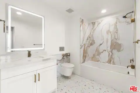 7428 Santa Monica Blvd #PH 508, West Hollywood, CA 90046 — photo 11