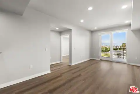 7428 Santa Monica Blvd #PH 508, West Hollywood, CA 90046 — photo 3