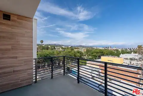 7428 Santa Monica Blvd #PH 508, West Hollywood, CA 90046 — photo 4