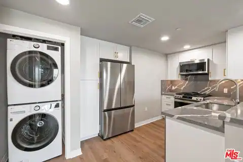 7428 Santa Monica Blvd #PH 508, West Hollywood, CA 90046 — photo 6