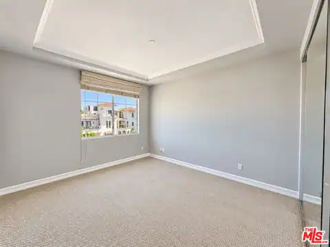 128 N Swall Dr #PH7, Los Angeles, CA 90048 — photo 32