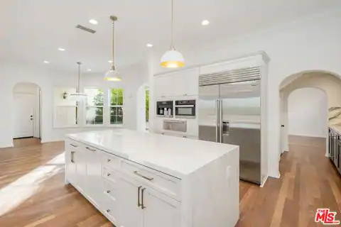 4110 Prado DE Los Zorros, Calabasas, CA 91302 — photo 10