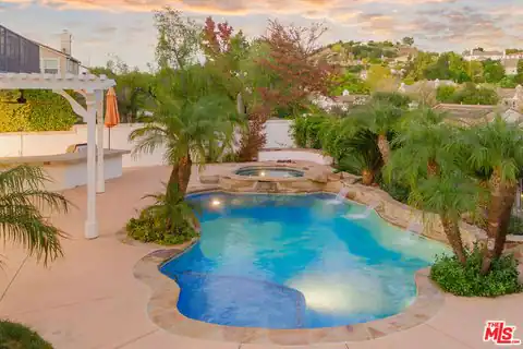 4110 Prado DE Los Zorros, Calabasas, CA 91302 — photo 3