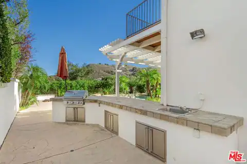 4110 Prado DE Los Zorros, Calabasas, CA 91302 — photo 41