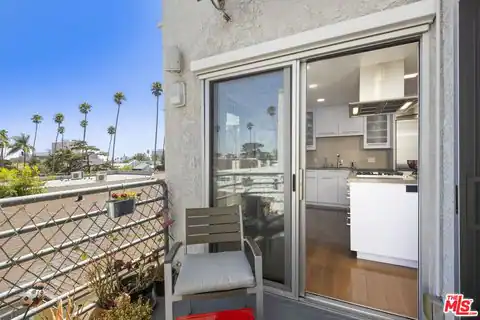 907 Lincoln Blvd #PH 302, Santa Monica, CA 90403 — photo 10