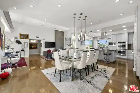 907 Lincoln Blvd #PH 302, Santa Monica, CA 90403 — photo 2
