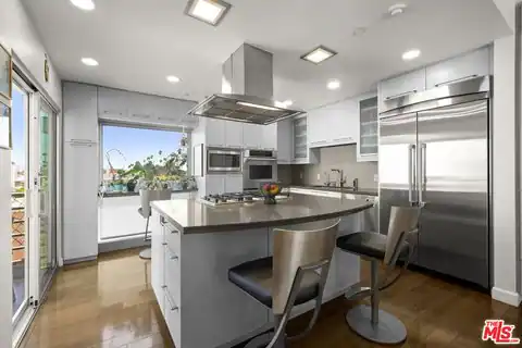 907 Lincoln Blvd #PH 302, Santa Monica, CA 90403 — photo 4